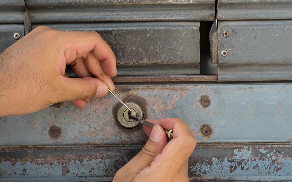 téléphone de artisans serruriers Massy